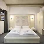 Olive Hotel